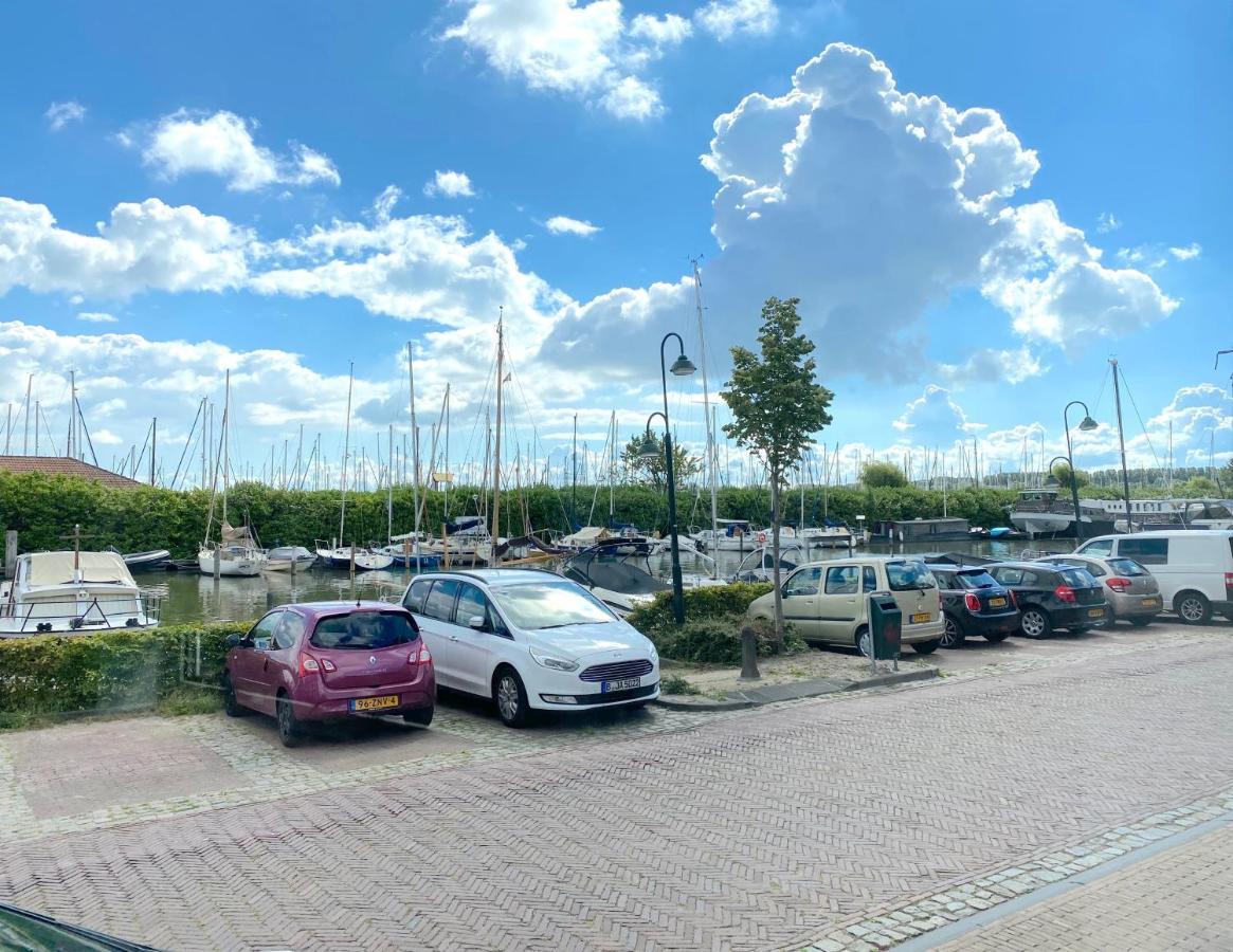 Who'S Anton For You Or Two, Monnickendam Near Amsterdam Exterior foto